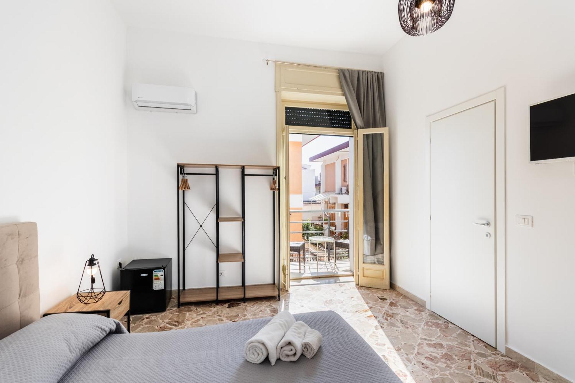 Le Torrette Rooms And Apartments Avola Eksteriør bilde