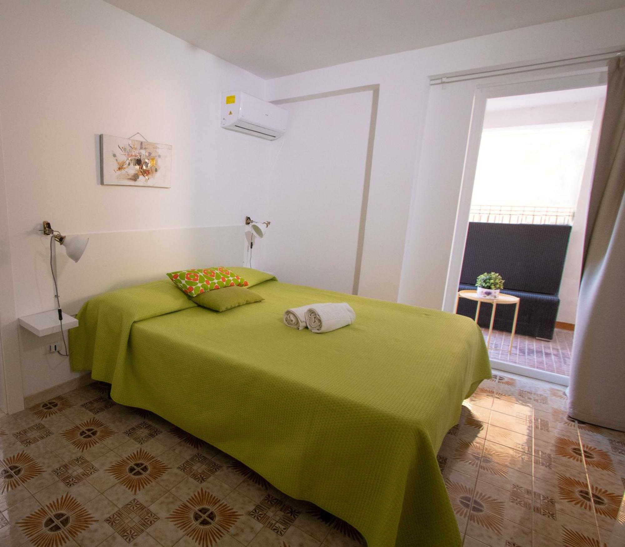 Le Torrette Rooms And Apartments Avola Eksteriør bilde
